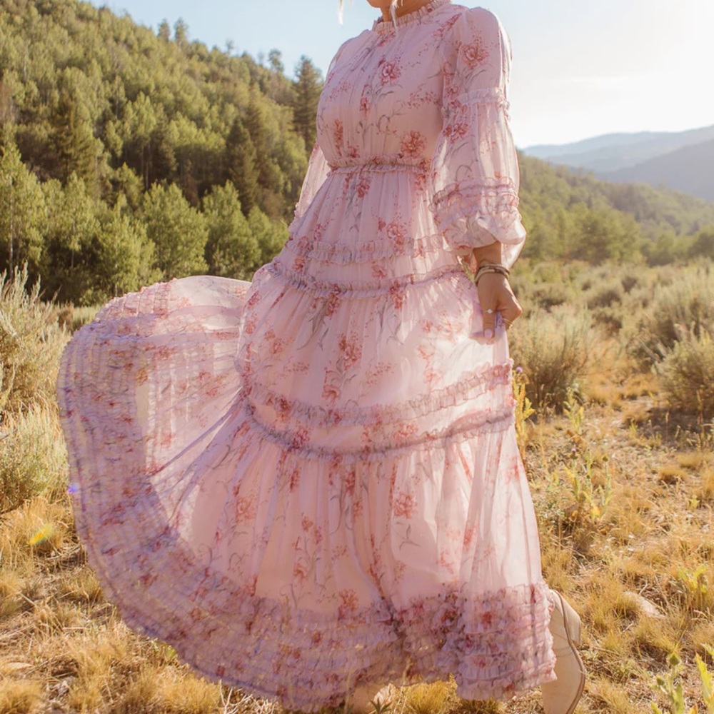 IVY CITY GENEVA DRESS IN MAUVE FLORAL in XL